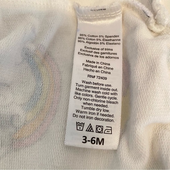 Rosie Pope Baby Girls Infant Unicorn And Rainbow Hoodie Size 3-6 Months - Picture 8 of 9